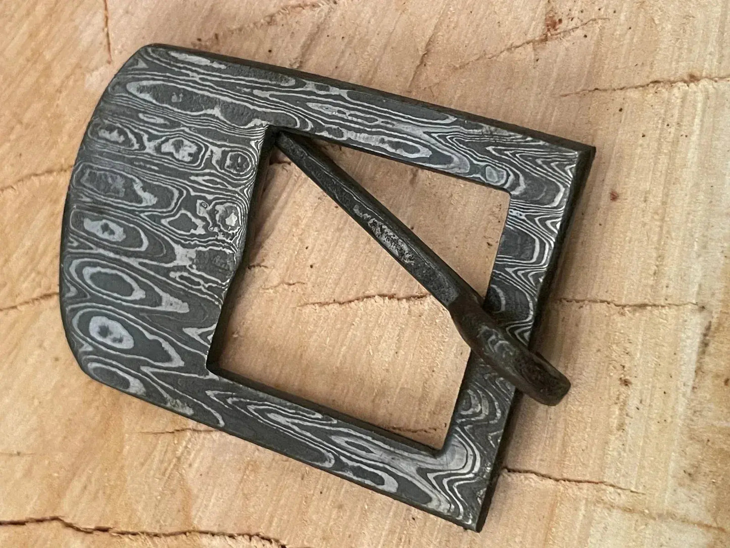 Hand Forged Damascus Steel Belt Buckle - Jayger