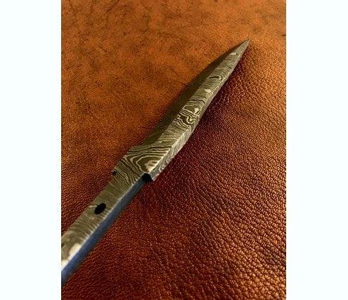 Damascus Steel Hunting Knife Blank – B26 - Jayger