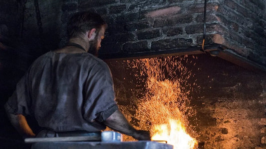 Artistry of Damascus Steel: Science Behind Strength & Durability