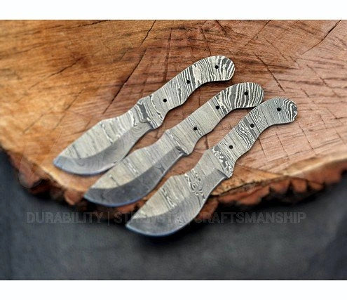 Hand Forged Damascus Steel Tracker Knife Blank – B11