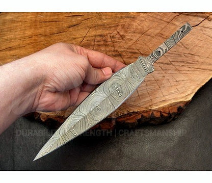 Hand Forged Damascus Steel Throwing Knife Blank – B15