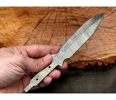 Hand Forged Damascus Steel Hunting Knife Blank – B4