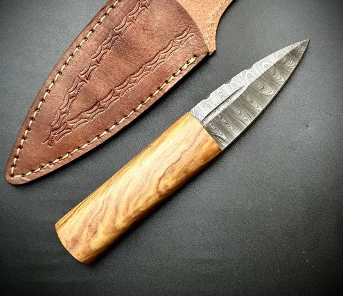 Handmade Sgian Dubh Damascus Steel Blade Oak Wood Handle