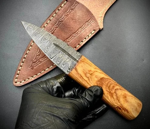 Handmade Sgian Dubh Damascus Steel Blade Oak Wood Handle
