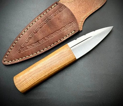 Handmade Sgian Dubh Damascus Steel Blade Oak Wood Handle