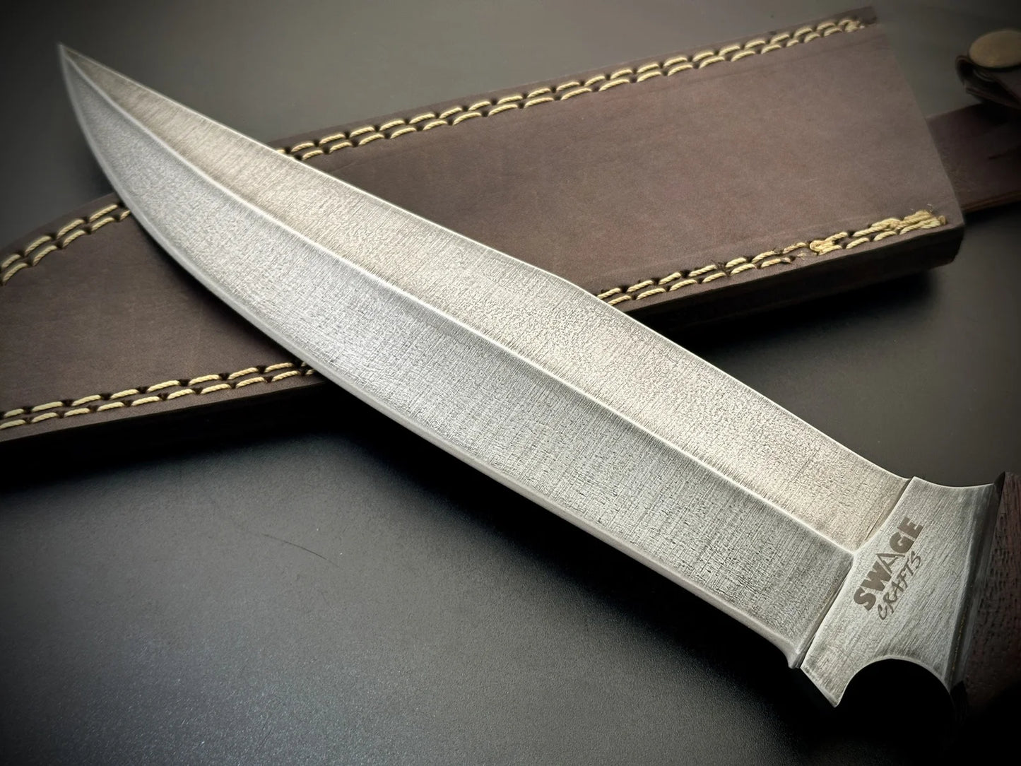 Hand Forged Full Tang Hunting Bowie Knife With Leather Sheath