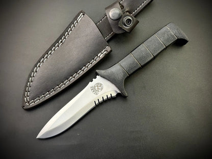 Handmade Carbon Steel Leon Kennedy Knife With Sheath