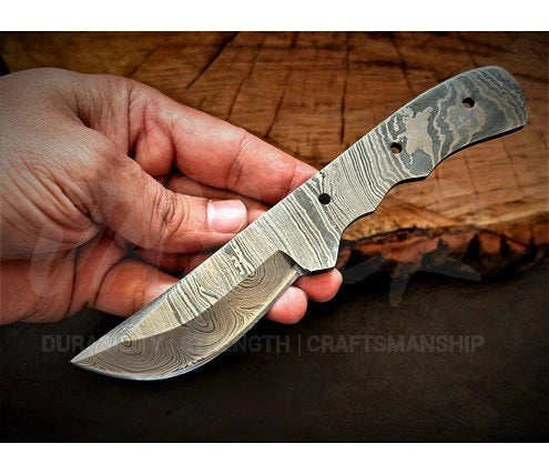 Damascus Steel Hunting Knife Blanks – B17