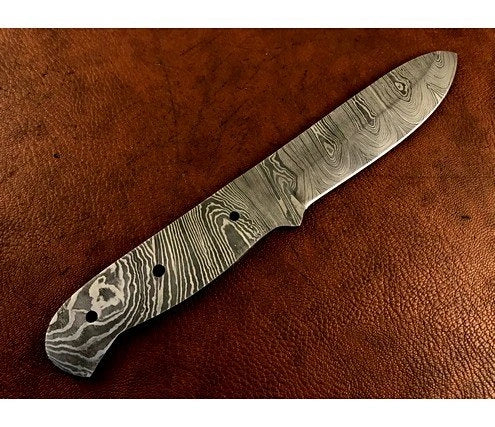 Hand Forged Damascus Steel Hunting Knife Blade