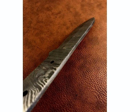 Hand Forged Damascus Steel Hunting Knife Blade