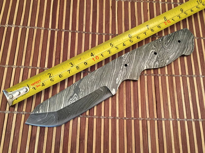 Hand Forged Damascus Steel Tanto Knife Blade – B22