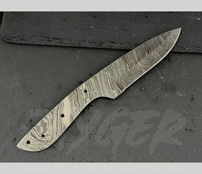 Hand Forged Damascus Steel Skinner Knife Blanks – B239