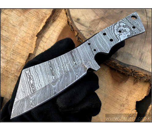 Why Forging Damascus Steel Knives Takes Years to Master — Handmade